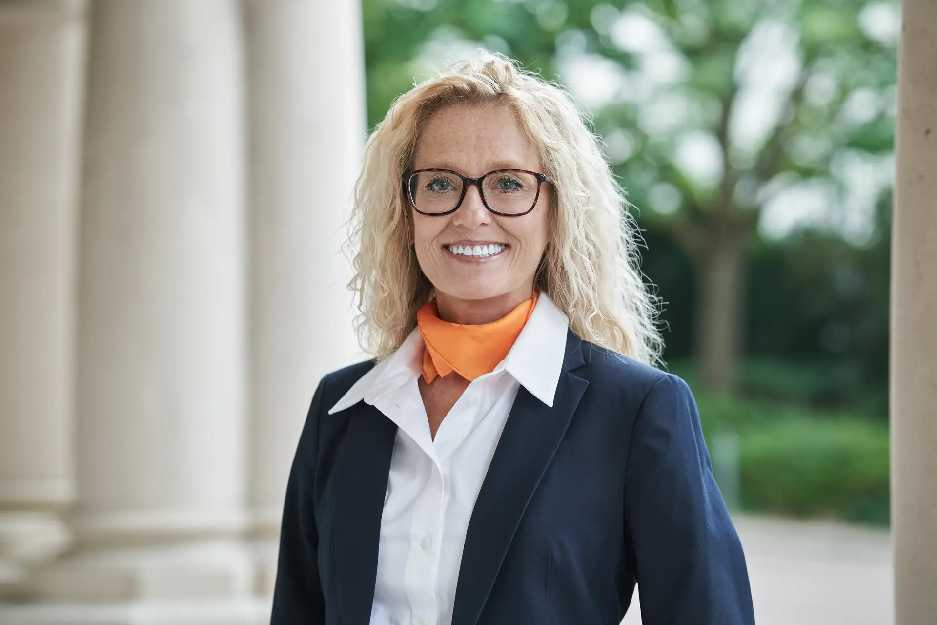 Anja Holl, Steuerberaterin bei Müller TS Tax in Wiesbaden, Teil der Treuhand Solution Gruppe